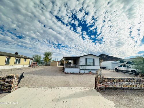 661 W Granada Dr, Quartzsite, AZ, 85346-0234 | Card Image