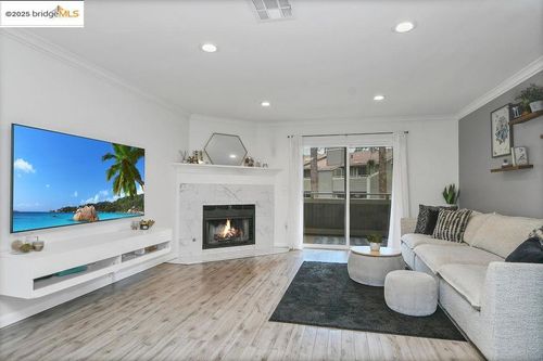 431 Eastgate Ln, Martinez, CA, 94553-4192 | Card Image