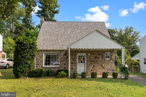 1907 Jenkintown Rd, JENKINTOWN, PA, 19046-2225 | Card Image