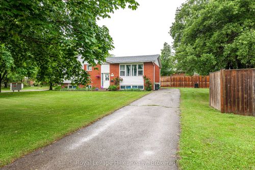 292 Maple Ave, Stratford, ON, N5A6Z4 | Card Image