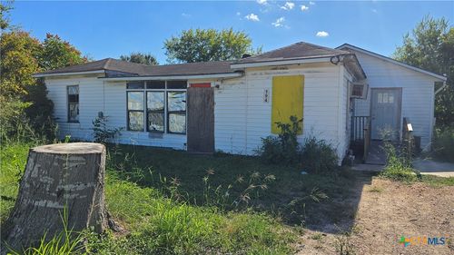 194 S Herbert St, Bloomington, TX, 77951 | Card Image