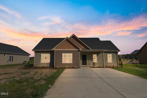 512 S Vance St, Fremont, NC, 27830-4402 | Card Image