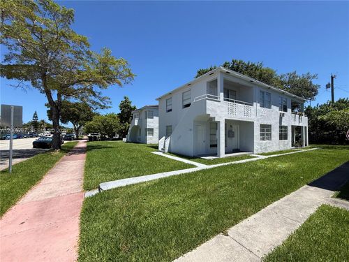 1794 Normandy Dr, Miami Beach, FL, 33141-4746 | Card Image