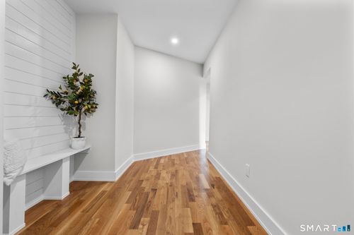 1-54 Plaza Ave, Waterbury, CT, 06710-1508 | Card Image