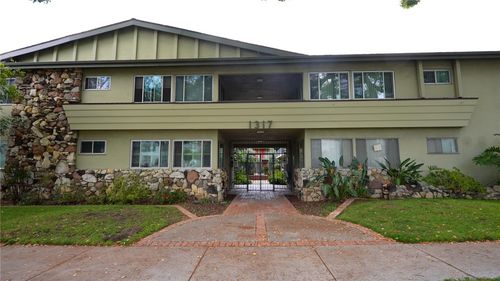 1317 N Brand, Glendale, CA, 91202 | Card Image