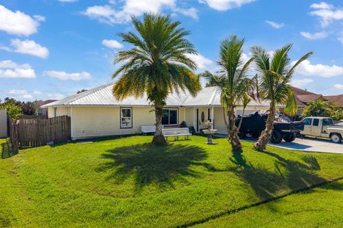 426 Sw Seaflower Ter, Port St. Lucie, FL, 34984-3543 | Card Image