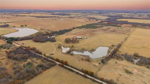355 County Road 144, Comanche, TX, 76442-4532 | Card Image