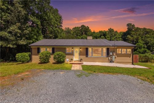 434 Callicut St, Asheboro, NC, 27203-7822 | Card Image