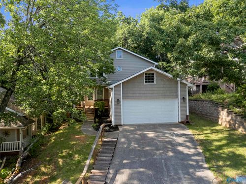 519 Farmingdale Road, Huntsville, AL, 35803 | Card Image