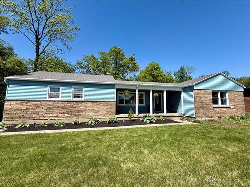 233 Grand Vista Drive, Beavercreek, OH, 45440 | Card Image