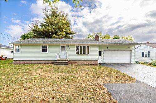 820 Wegman Rd, Gates, NY, 14624-1438 | Card Image