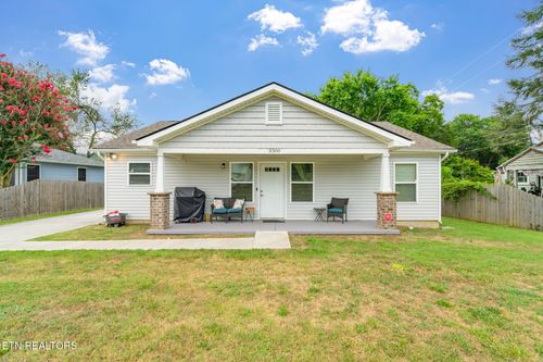 3300 Avondale Ave, Knoxville, TN, 37917 | Card Image
