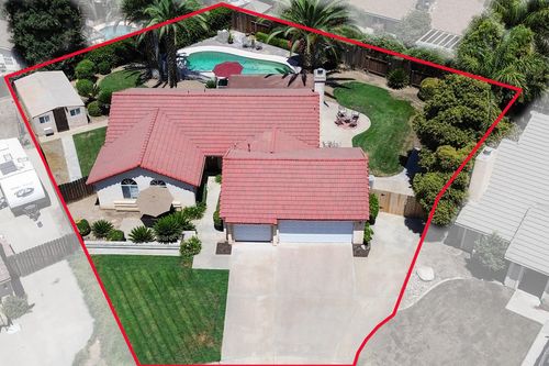 3338 E Birch Ct, Visalia, CA, 93292-6863 | Card Image