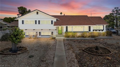 845 Kenny Way, Las Vegas, NV, 89107-4437 | Card Image
