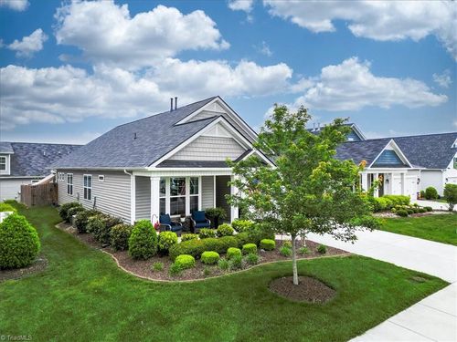 5127 Garnet Hill Dr, Clemmons, NC, 27012-7546 | Card Image