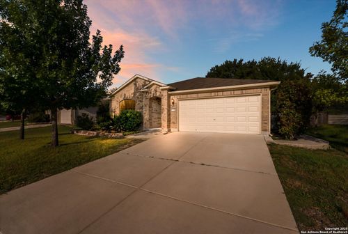 5248 Columbia Dr, Cibolo, TX, 78108-2368 | Card Image