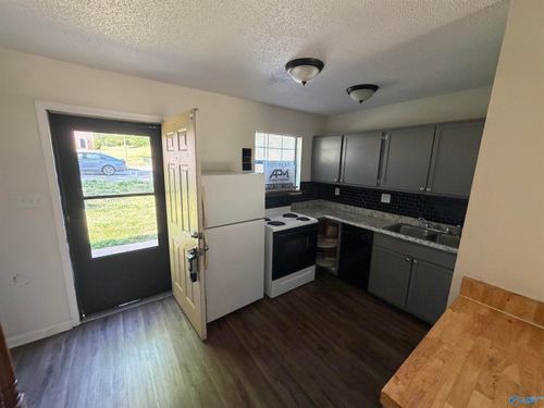 c-4931 Cotton Row Nw, Huntsville, AL, 35816-1336 | Card Image