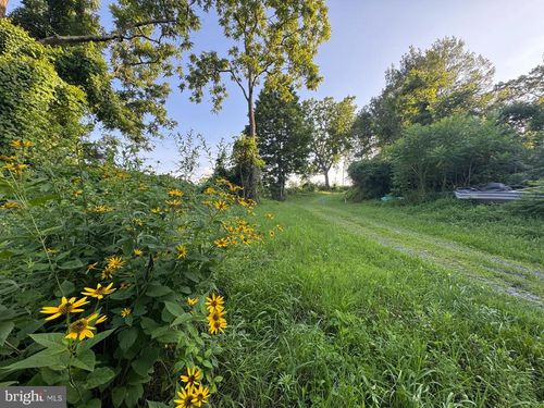 1666 Urban Rd, HERNDON, PA, 17830-7244 | Card Image