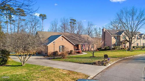 3720 Whitworth Dr, Knoxville, TN, 37938-4227 | Card Image