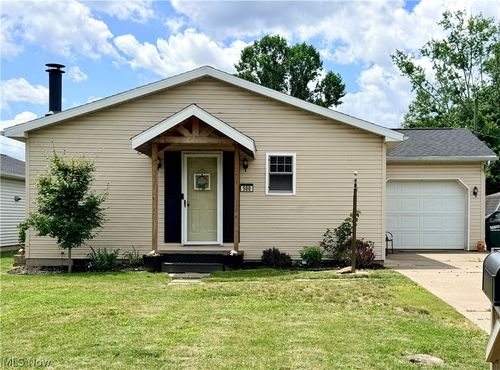 500 Morris Street, Uhrichsville, OH, 44683 | Card Image