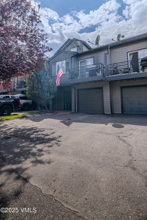 3-108 Quail Cir, Gypsum, CO, 81637-5396 | Card Image