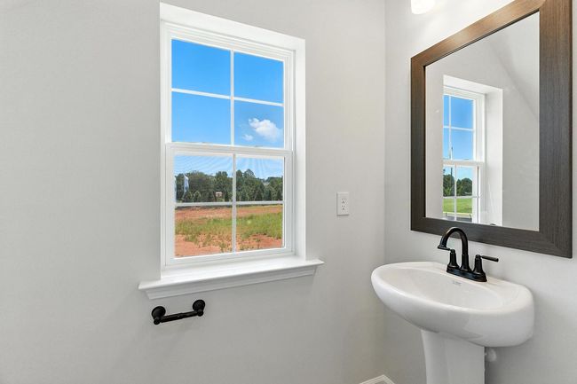 7011 New Horizons Lane, House other with 3 bedrooms, 3 bathrooms and null parking in Boiling Springs SC | Image 4