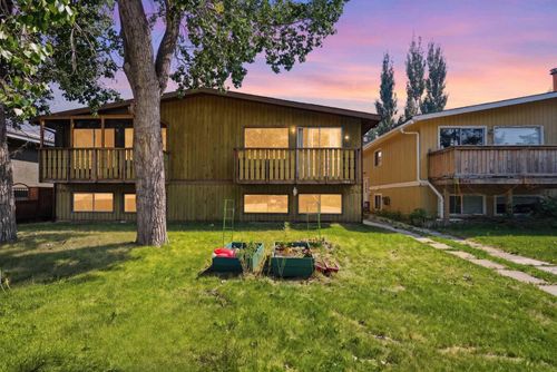 7343 36 Ave Nw, Calgary, AB, T3B1V1 | Card Image