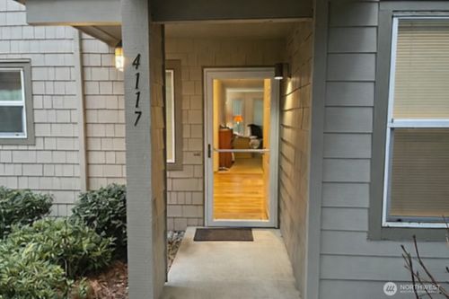 1076-4117 221st Pl Se, Issaquah, WA, 98029-7206 | Card Image