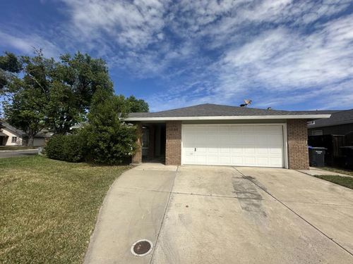 1455 Busca Drive, Tracy, CA, 95376 | Card Image