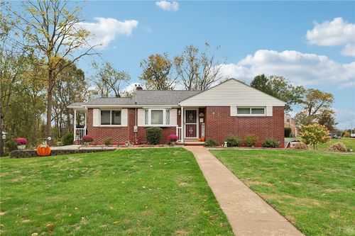 158 Maple St, Rochester, PA, 15074-1366 | Card Image