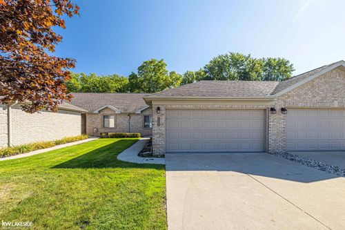 35292 Silver Maple Drive, Clinton Charter Township, MI, 48035 | Card Image