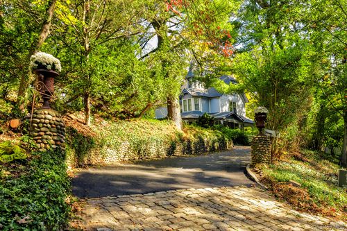 150 Ocean Ave, Northport, NY, 11768-1813 | Card Image