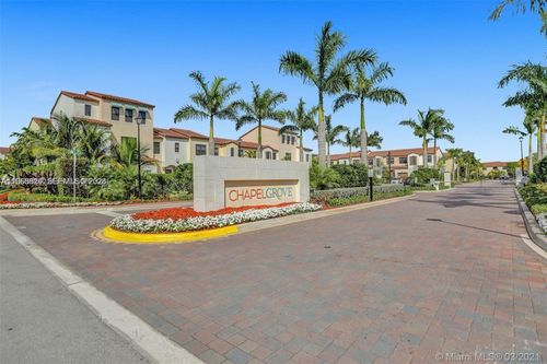 20945-20945 Nw 1st Dr, Pembroke Pines, FL, 33029-3523 | Card Image