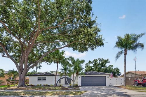 12114 Rhonda Ter, Seminole, FL, 33772-3419 | Card Image
