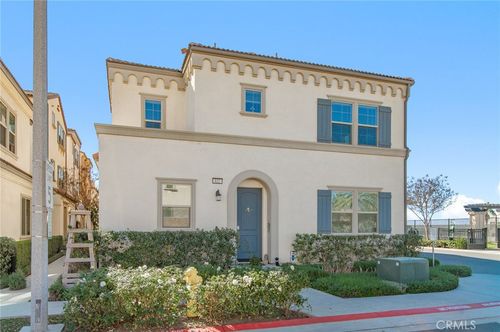 832 Mandarin Way, Upland, CA, 91786-8453 | Card Image