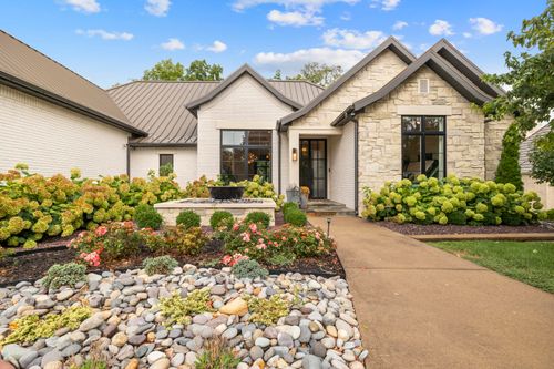 5273 S Applecross Way, Springfield, MO, 65809-4682 | Card Image