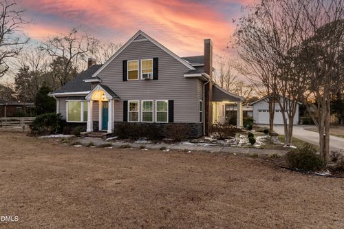 315 S Main St, Broadway, NC, 27505-9724 | Card Image