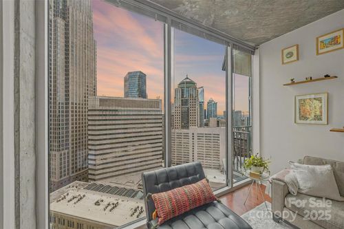 unit-2405-210 N Church St, Charlotte, NC, 28202-2385 | Card Image