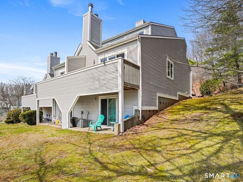 304-173 Russo Ave, East Haven, CT, 06513-2754 | Card Image