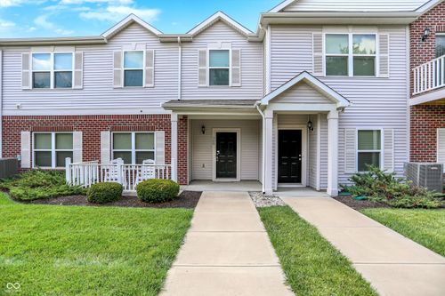 unit-500-12075 Scoria Dr, Fishers, IN, 46038-5596 | Card Image