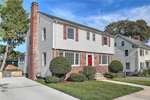 114 Marbury Ave, Pawtucket, RI, 02860-6104 | Card Image