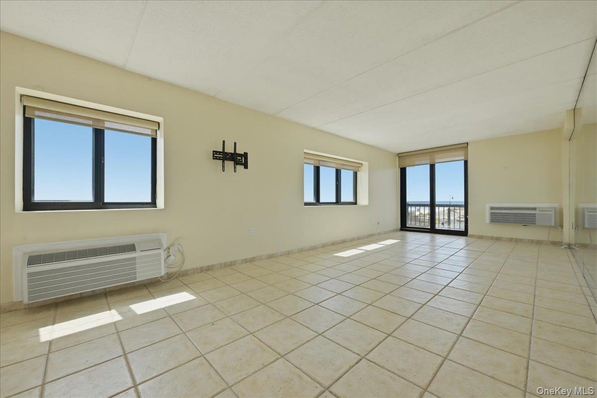 Residential in Long Beach 3