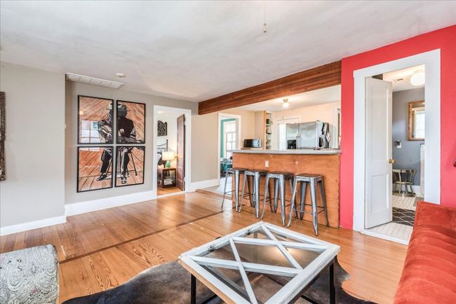 1713 S 5 Th St, House other with 2 bedrooms, 1 bathrooms and 2 parking in Austin TX | Image 8