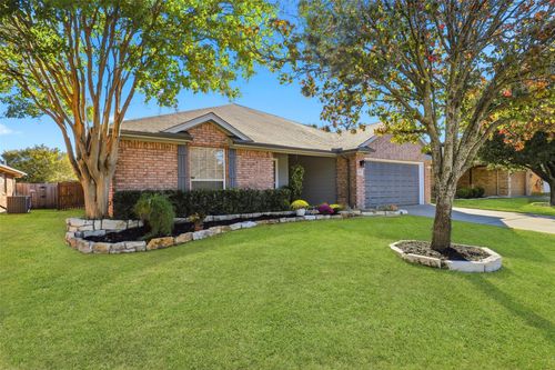 3217 Muleshoe Ln, Fort Worth, TX, 76179-2561 | Card Image