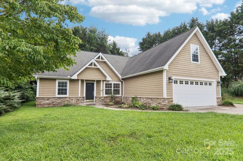 10 Grove End Rd, Fletcher, NC, 28732-8336 | Card Image