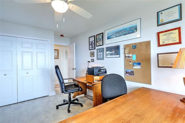 APT-3C - 33 Bullocks Point Ave, Condo with 2 bedrooms, 2 bathrooms and 2 parking in Riverside RI | Image 20