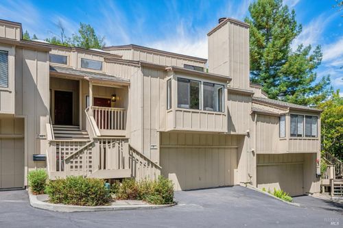 8 Sage Grouse Rd, Novato, CA, 94949-6640 | Card Image