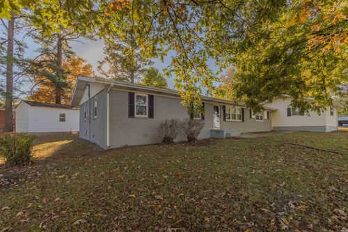 4908 W Kingshighway, Paragould, AR, 72450-3424 | Card Image