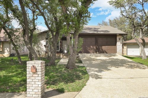 1911 Hillingway St, San Antonio, TX, 78248-1205 | Card Image