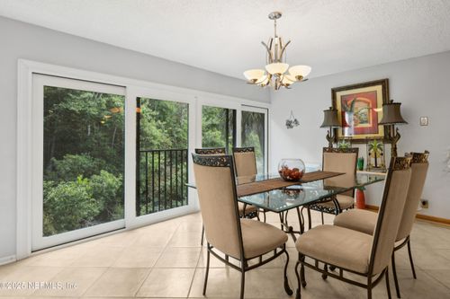 8703-8703 Como Lake Dr, Jacksonville, FL, 32256-8431 | Card Image